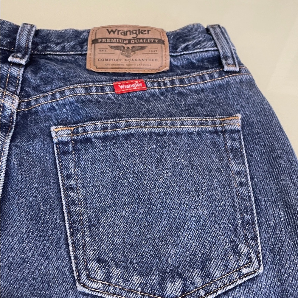 Wrangler Dark Blue Regular Fit Jeans - Picture 14 of 14